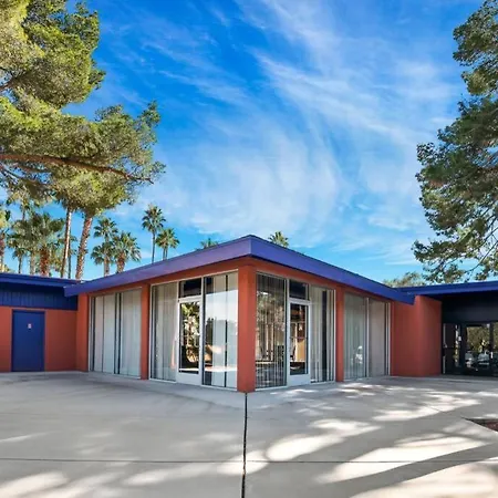 Sunset Foothills 2Br/1Ba Condo; Mins To Uofa,Hiking,&Food